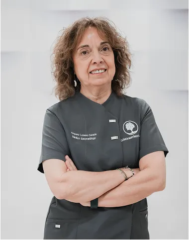 Amparo Lozano Casado, médico estomatólogo en la Clínica Dental Martínez Lozano